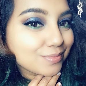 Meet your Posher, Esmeralda